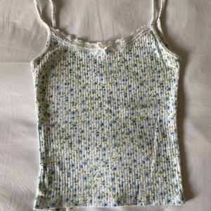 Brandy Melville floral top